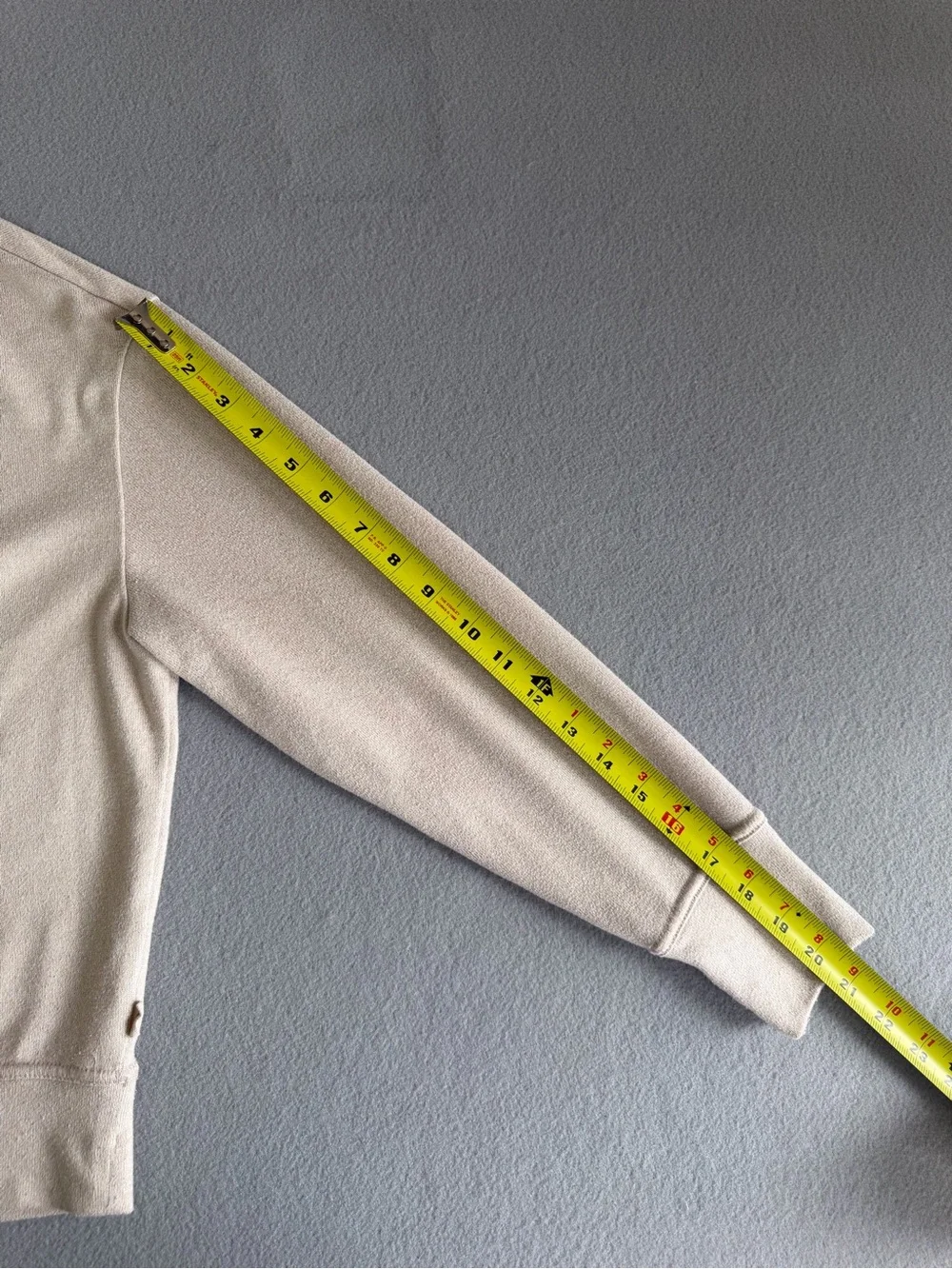 UGG Sweatshirt Pullover XS Women’s Soft Loungewear Beige Long Sleeve